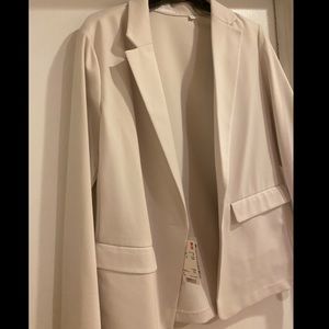Uniqlo beige blazer